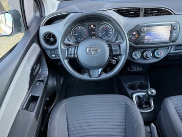 Toyota yaris ultimate 70 vvt-i ultimate entretien toyota bluetooth régulateur de vitesse caméra de recul garantie 12 mois...