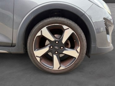 Ford fiesta active 1.0 ecoboost 85 ss bvm6 active garantie 12 mois occasion simplicicar les sables-d'olonne simplicicar...