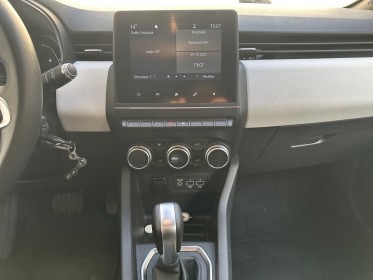 Renault clio v e-tech 140 limited entretient complet garantie 12 mois occasion simplicicar le raincy simplicicar simplicibike...