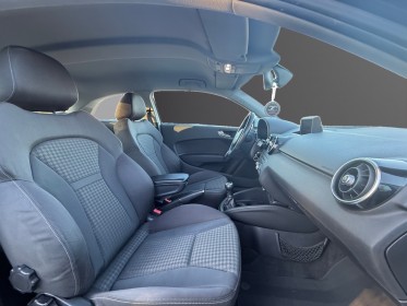 Audi a1 a1 1.6 tdi 90 s line  kit distribution  embrayage neufs occasion avignon (84) simplicicar simplicibike france