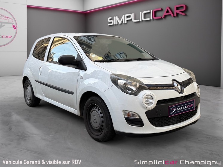 Renault twingo ii 1.5 dci 75 société - garantie 12mois - historique d'entretiens - distribution ok - climatisation -......