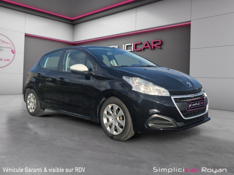 Peugeot 208 68ch bvm5 like garantie 12 mois entretien/distribution a jour occasion simplicicar royan simplicicar simplicibike...