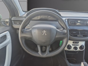 Peugeot 208 68ch bvm5 like garantie 12 mois entretien/distribution a jour occasion simplicicar royan simplicicar simplicibike...