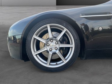 Aston martin v8 vantage 4.3 380 ch bva 6 rapports / entretien complet / garantie 12 mois occasion simplicicar royan...
