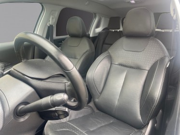 Peugeot 2008 1.6 vti 120 ch féline titane bvm 5 rapports / entretien à jour / garantie 12 mois occasion simplicicar royan...