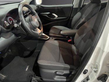 Toyota yaris hybride my22 dynamic  116h occasion avignon (84) simplicicar simplicibike france