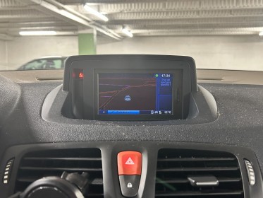 Renault megane iii coupe 2.0 16v 140 privilège cvt occasion simplicicar vaucresson simplicicar simplicibike france