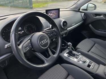 Audi a3 sportback 40 tfsi 190 s tronic 7 s- line carplay sièges et volant chauffant régulateur de vitesse garantie 12 mois...