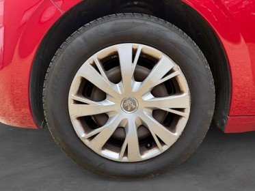Peugeot 208 1.2 82ch bvm5 active distribution ok dossier entretien complet régulateur garantie 12 mois occasion simplicicar...