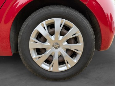 Peugeot 208 1.2 82ch bvm5 active distribution ok dossier entretien complet régulateur garantie 12 mois occasion simplicicar...