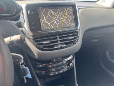 Peugeot 208 allure vti 90 ch bvm5 occasion simplicicar orgeval  simplicicar simplicibike france