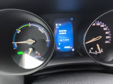 Toyota c-hr hybride 122h dynamic occasion parc voitures beauvais simplicicar simplicibike france