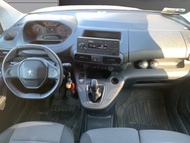 Peugeot partner fourgon standard 650 kg bluehdi 100 ss bvm5 premium - climatisation - bluetooth - garantie 12 mois europe...