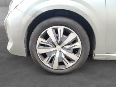 Peugeot 208 puretech 75 ss bvm5 like - garantie 12 mois occasion parc voitures beauvais simplicicar simplicibike france