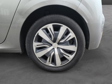 Peugeot 208 puretech 75 ss bvm5 like - garantie 12 mois occasion parc voitures beauvais simplicicar simplicibike france