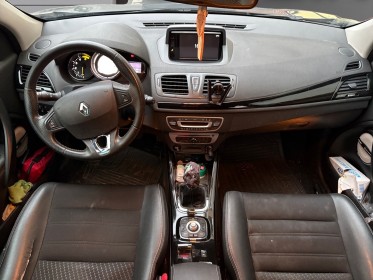 Renault megane iii estate estate iii 1.6 dci 130 fap energy eco2 bose occasion simplicicar villejuif  simplicicar...