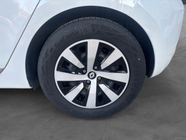 Renault clio v blue dci 100 evolution carplay regulateur garantie 12 mois occasion montpellier (34) simplicicar simplicibike...