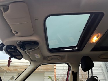 Mini countryman r60 112 ch cooper d/boite auto/toit ouvrant/radars de recul/garantie 12 mois occasion simplicicar salon de...