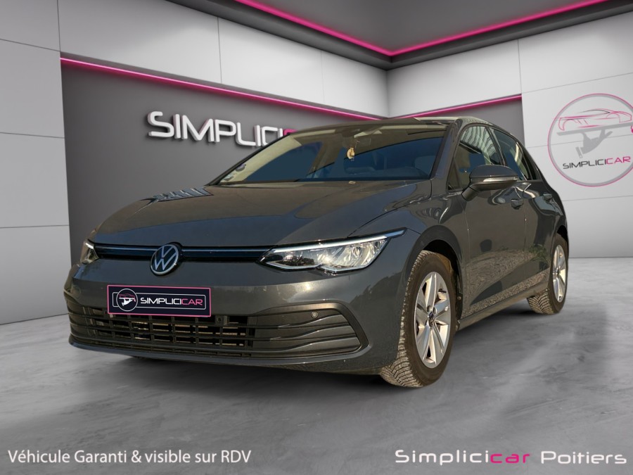 VOLKSWAGEN d'occasion GOLF 1.5 TSI ACT OPF 130 LIFE de 2020 Poitiers