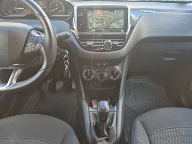 Peugeot 208 82ch bvm5 style occasion paris 17ème (75)(porte maillot) simplicicar simplicibike france