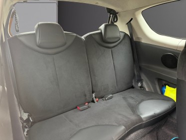 Toyota aygo 1.0 vvt-i les bleus m-mt / bluetooth / radar de recul occasion paris 17ème (75)(porte maillot) simplicicar...