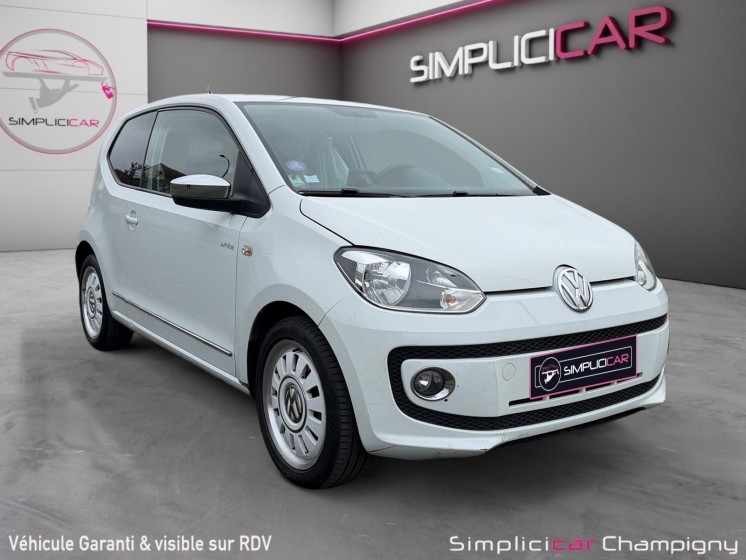 Volkswagen up up 1.0 60 white up! distribution faite occasion champigny-sur-marne (94) simplicicar simplicibike france