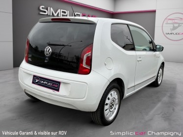 Volkswagen up up 1.0 60 white up! distribution faite occasion champigny-sur-marne (94) simplicicar simplicibike france