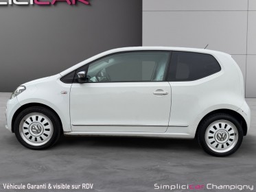 Volkswagen up up 1.0 60 white up! distribution faite occasion champigny-sur-marne (94) simplicicar simplicibike france