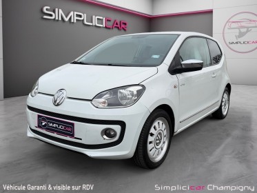 Volkswagen up up 1.0 60 white up! distribution faite occasion champigny-sur-marne (94) simplicicar simplicibike france