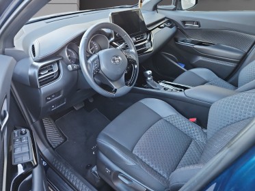 Toyota c-hr hybride my23 simplifiee 1.8l design ultimate 122ch / 1ère main / garantie constructeur occasion simplicicar la...