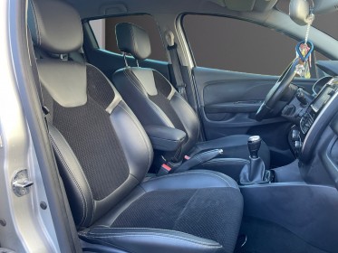 Renault clio iv dci 90 intense  garantie 12 mois occasion simplicicar lyon nord simplicicar simplicibike france