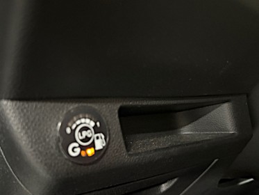 Renault clio v tce 100 gpl - 21 business caméra de recul carplay occasion simplicicar magny-en-vexin simplicicar...