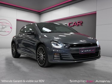 Volkswagen scirocco 2.0 tdi 150 r-line garantie 12 mois minimum occasion simplicicar amiens  simplicicar simplicibike france
