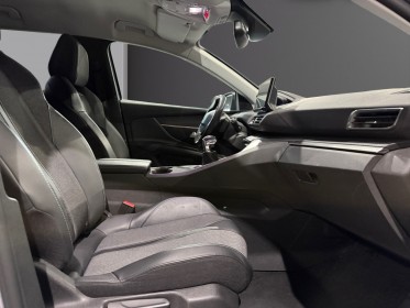 Peugeot 3008 puretech 130ch ss bvm6 allure carplay gps occasion simplicicar magny-en-vexin simplicicar simplicibike france