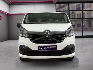 Renault trafic 1.6l dci 125 cv minibus 9 places occasion simplicicar magny-en-vexin simplicicar simplicibike france