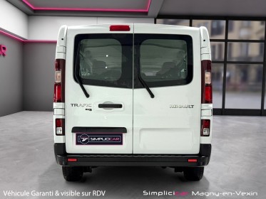 Renault trafic 1.6l dci 125 cv minibus 9 places occasion simplicicar magny-en-vexin simplicicar simplicibike france