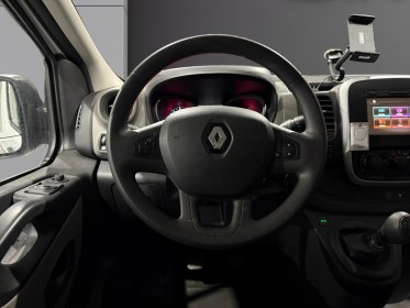 Renault trafic 1.6l dci 125 cv minibus 9 places occasion simplicicar magny-en-vexin simplicicar simplicibike france