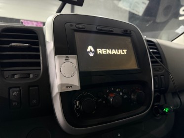 Renault trafic 1.6l dci 125 cv minibus 9 places occasion simplicicar magny-en-vexin simplicicar simplicibike france