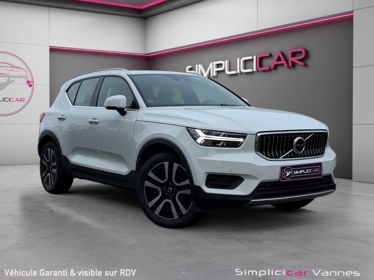 Volvo xc40 t2 129 ch geartronic 8 inscription luxe, attelage électrique, toit ouvrant, garantie 12 mois occasion scl 56 -...