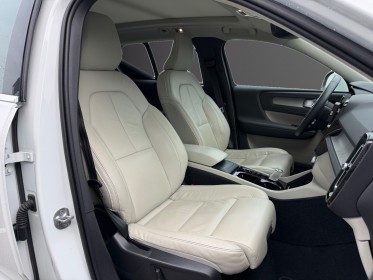 Volvo xc40 t2 129 ch geartronic 8 inscription luxe, attelage électrique, toit ouvrant, garantie 12 mois occasion scl 56 -...