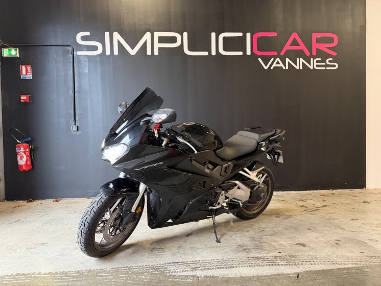 Honda vfr 800, poignées chauffantes, échappement sc project, garantie 12 mois occasion scl 56 - simplicicar vannes...