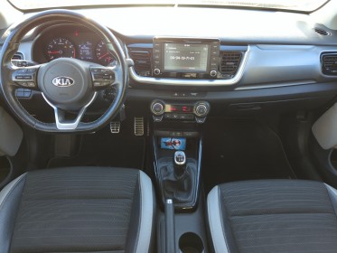 Kia stonic 1.0 t-gdi 120 ch isg bvm6 design camera de recul carplay garantie 12 mois occasion simplicicar frejus  simplicicar...