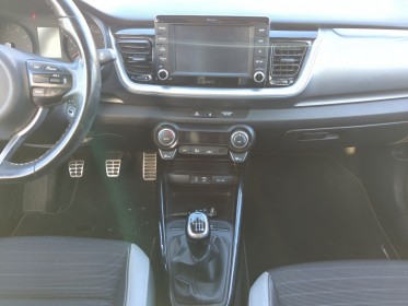 Kia stonic 1.0 t-gdi 120 ch isg bvm6 design camera de recul carplay garantie 12 mois occasion simplicicar frejus  simplicicar...