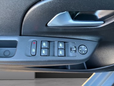 Opel corsa 1.2i turbo 100 mhev elegance occasion simplicicar labarthe simplicicar simplicibike france