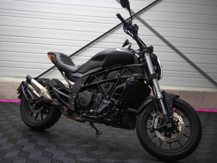 Benelli 502c abs garantie 12 mois occasion barberey simplicicar simplicibike france