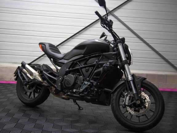 Benelli 502c abs garantie 12 mois occasion barberey simplicicar simplicibike france