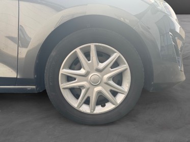 Ford fiesta 1.0 ecoboost 100 ch ss bvm6 trend garantie 12 mois occasion simplicicar le mans simplicicar simplicibike france