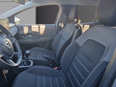 Dacia sandero sce 65 - 22 confort - clim - carplay - garantie 12 mois occasion simplicicar marignane  simplicicar...