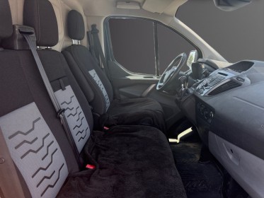 Ford transit custom fourgon 290 l1h1 2.0 tdci 170 limited garantie 12 mois occasion simplicicar beaune simplicicar...