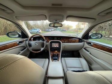 Jaguar xj8 3.5 v8 classique a occasion simplicicar vaucresson simplicicar simplicibike france